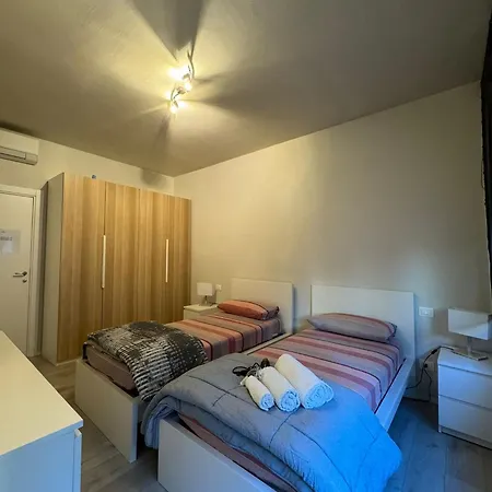 Апартаменты Carloalbertoapartment A- By Homes In