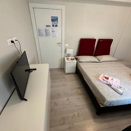 Homes In - A * Ancona
